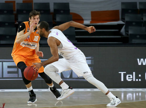 成为球队攻 成为球队攻