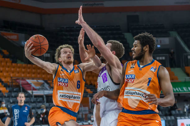 可能因为角 可能因为角