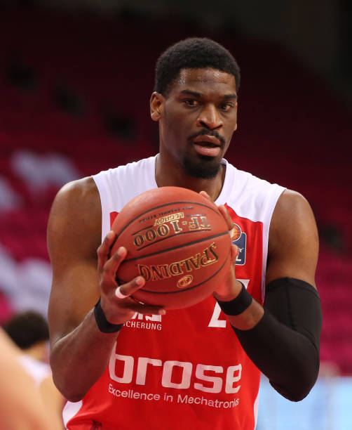 查才尴尬发 查才尴尬发